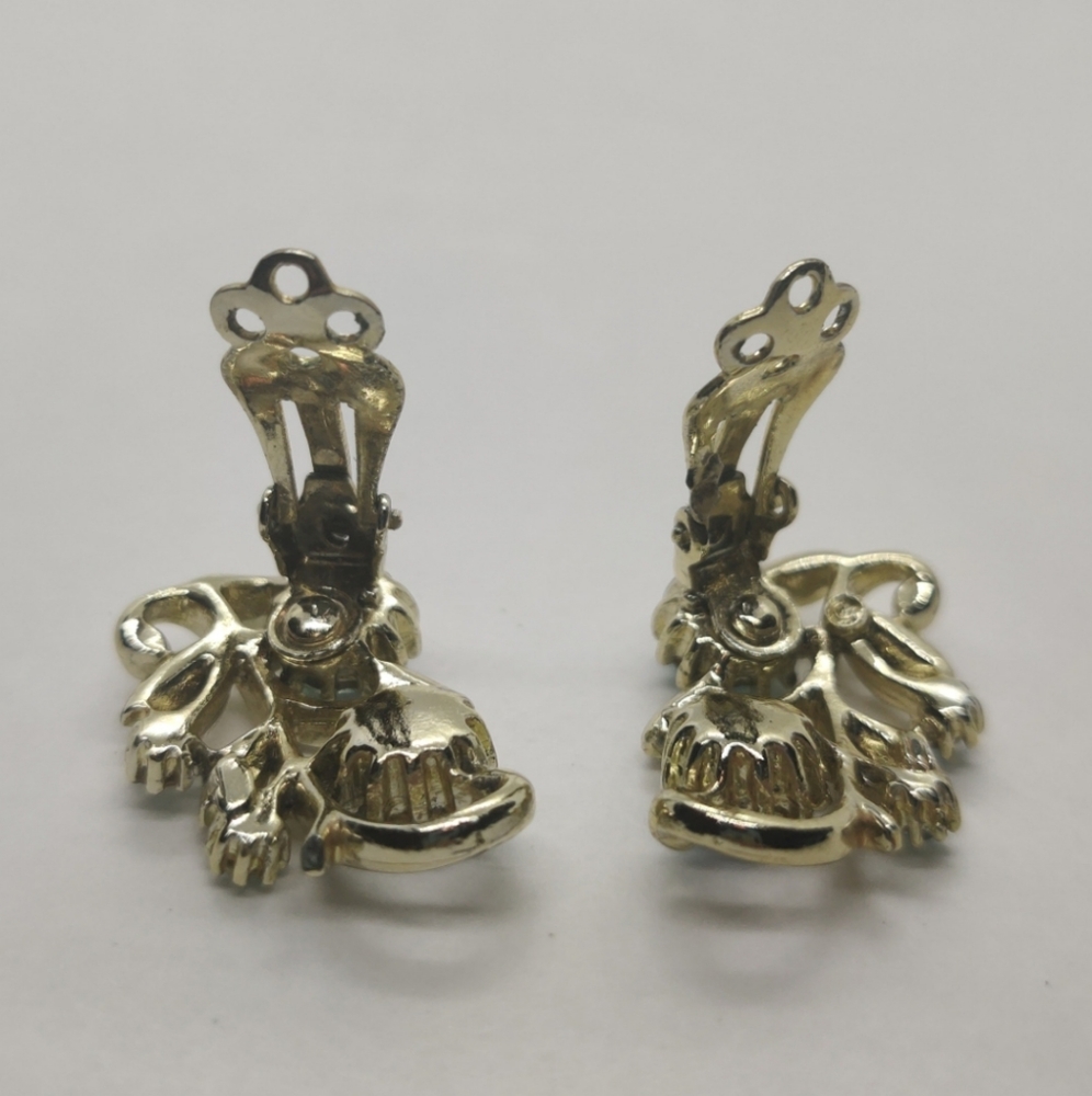 Vintage Coro Aurora Borealis crystal earrings - Picture 6 of 8